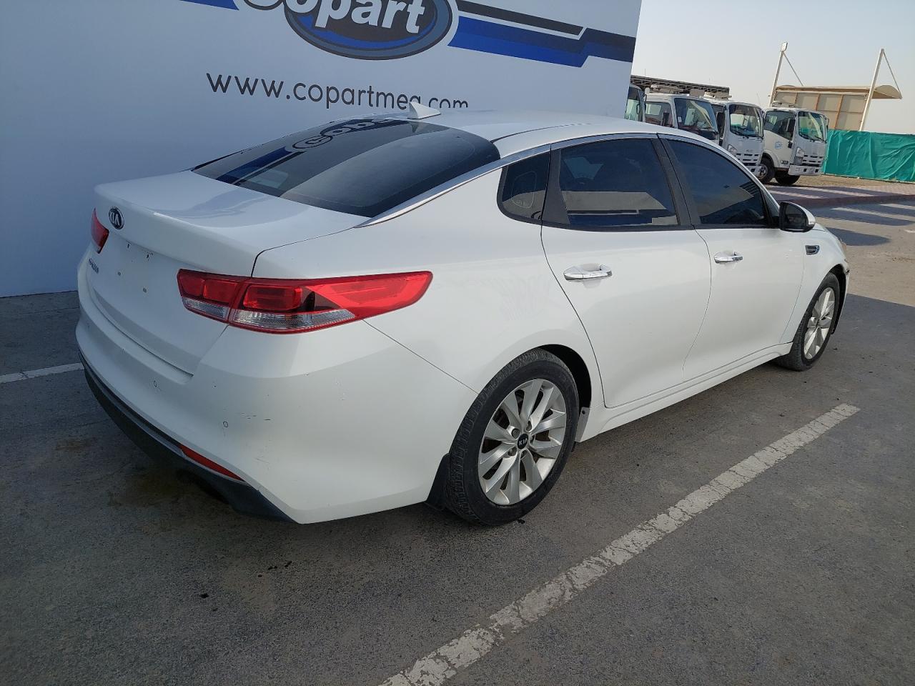 5XXGT4L3XJG268850 - 2018 Kia OPTIMA - #84584434