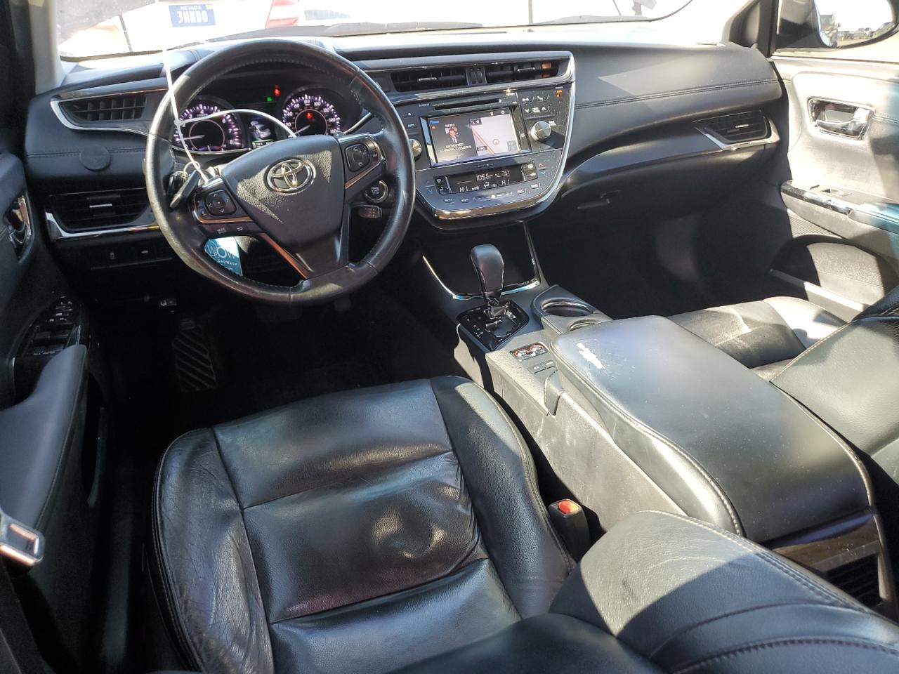 2016 Toyota Avalon - Image 8