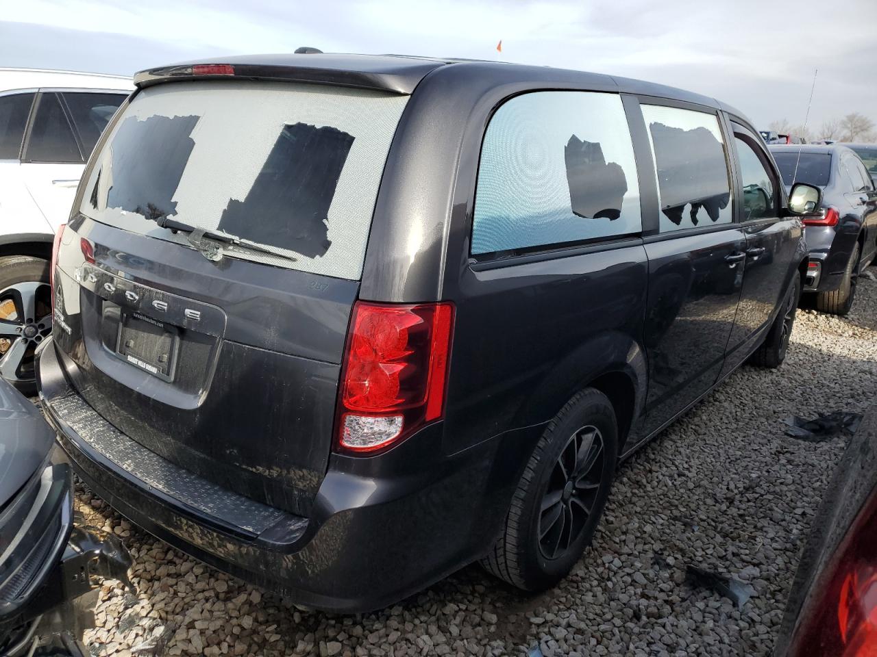 VIN 2C4RDGBG0KR608558 2019 DODGE CARAVAN no.3