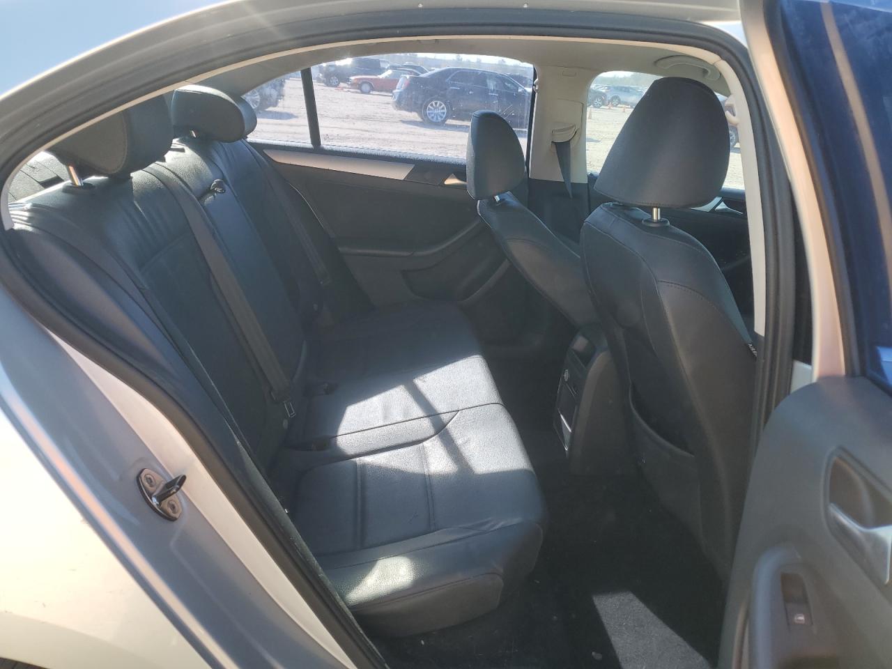 2011 Volkswagen Jetta Sel VIN: 3VWLX7AJ5BM368521 Lot: 84321494