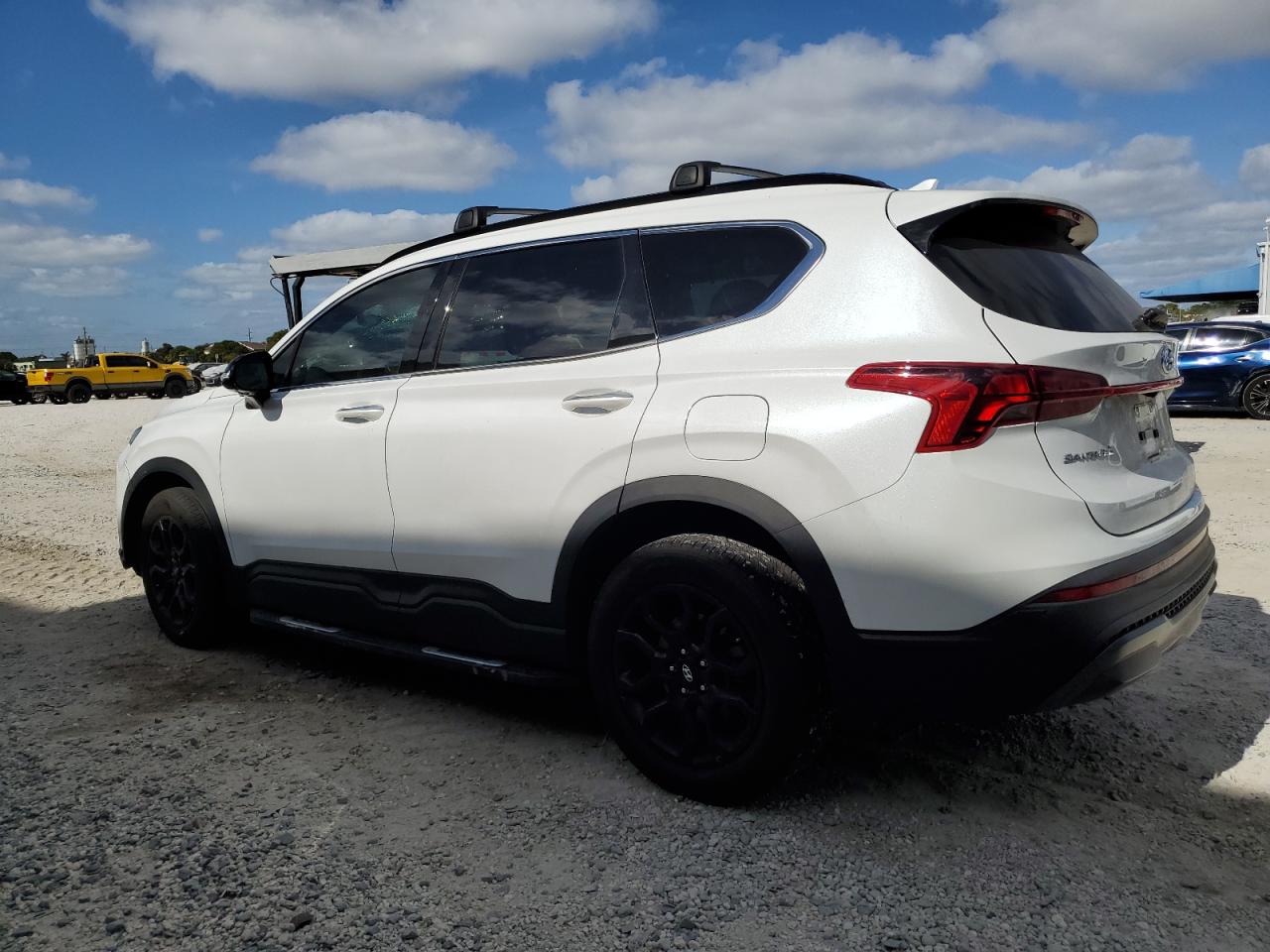 2022 Hyundai Santa Fe - Image 2