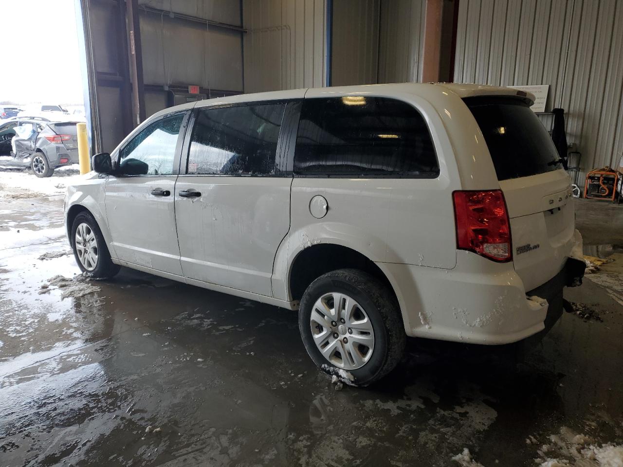2019 Dodge Caravan - Image 2