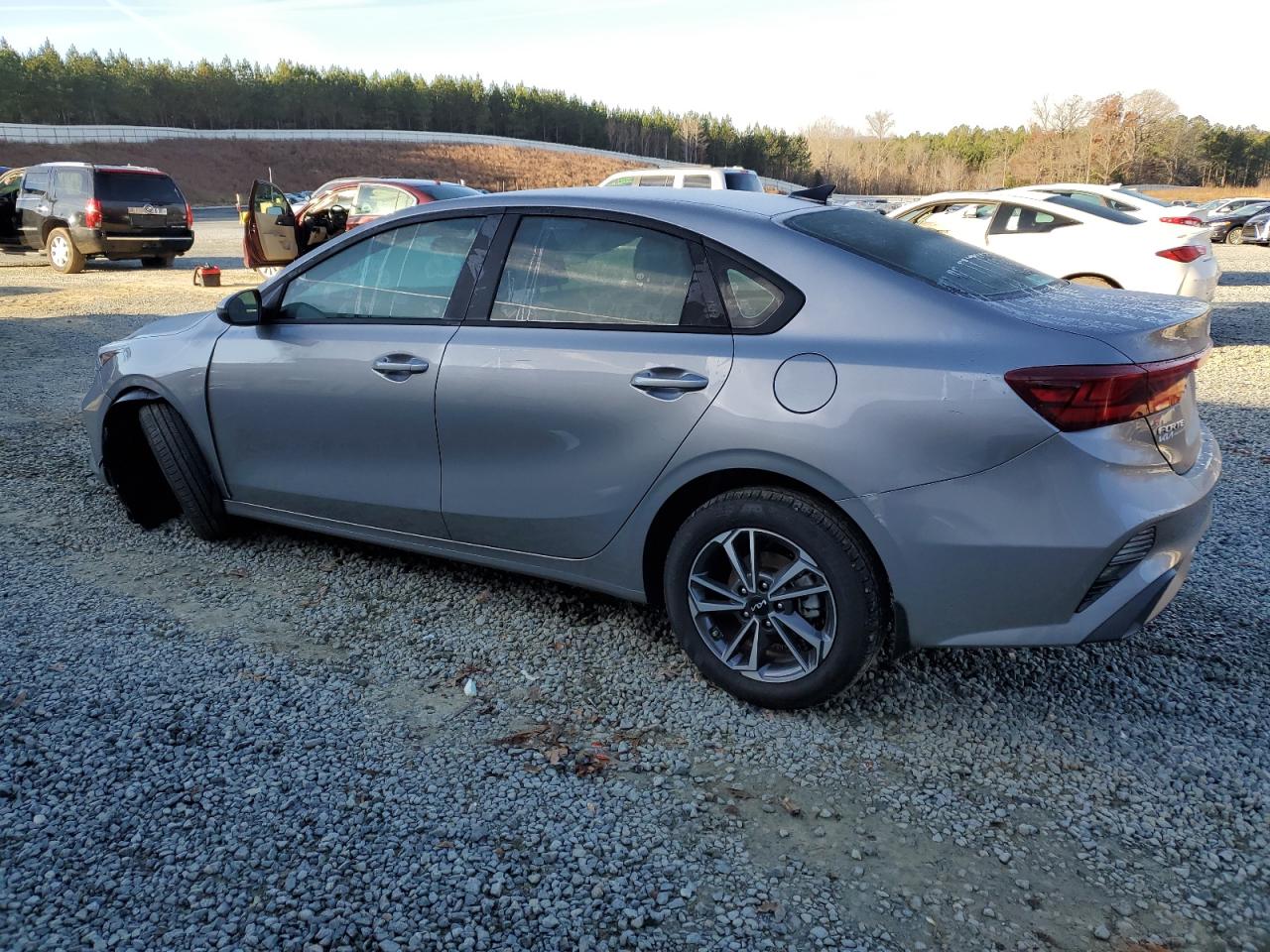2024 Kia Forte - Image 2