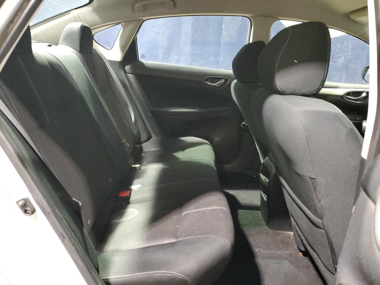 2018 Nissan Sentra - Image 10