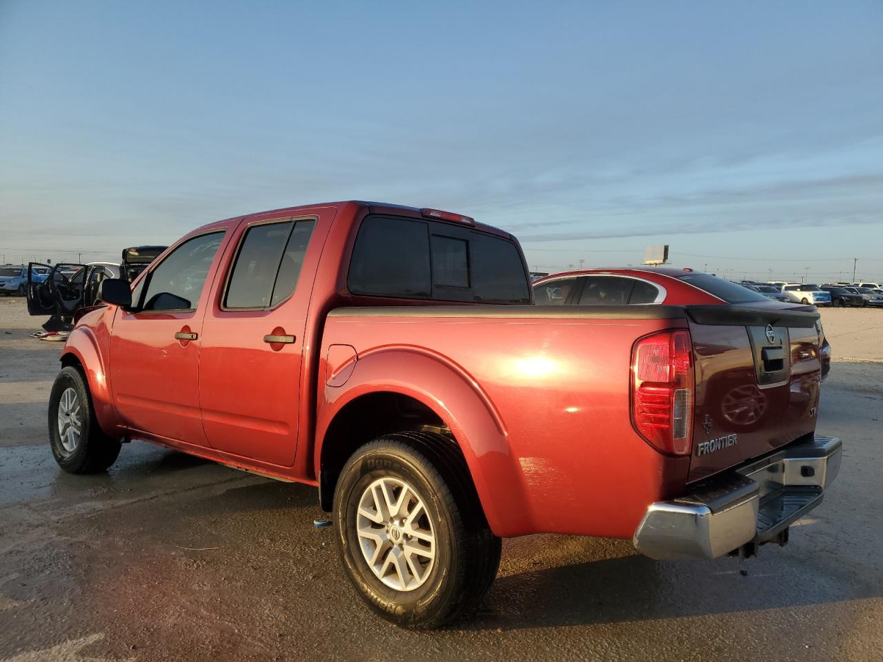 1N6AD0ER4KN794598 2019 NISSAN NAVARA - Image 2