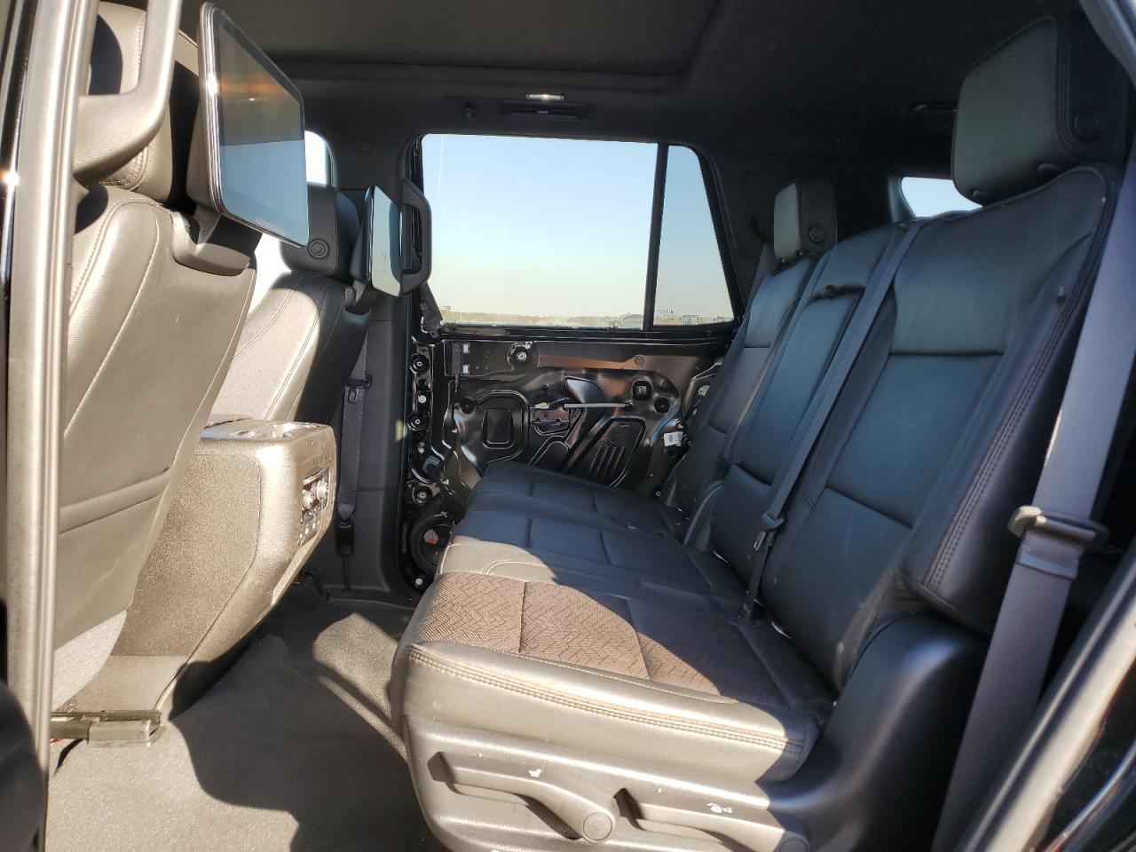 2021 Chevrolet Tahoe K1500 High Country VIN: 1GNSKTKT2MR354073 Lot: 84631604