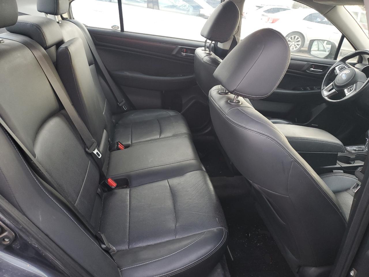 2015 Subaru Legacy - Image 10
