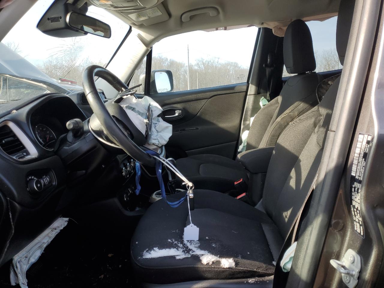 2016 Jeep Renegade - Image 7