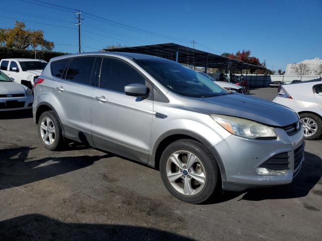  FORD ESCAPE 2015 Srebrny