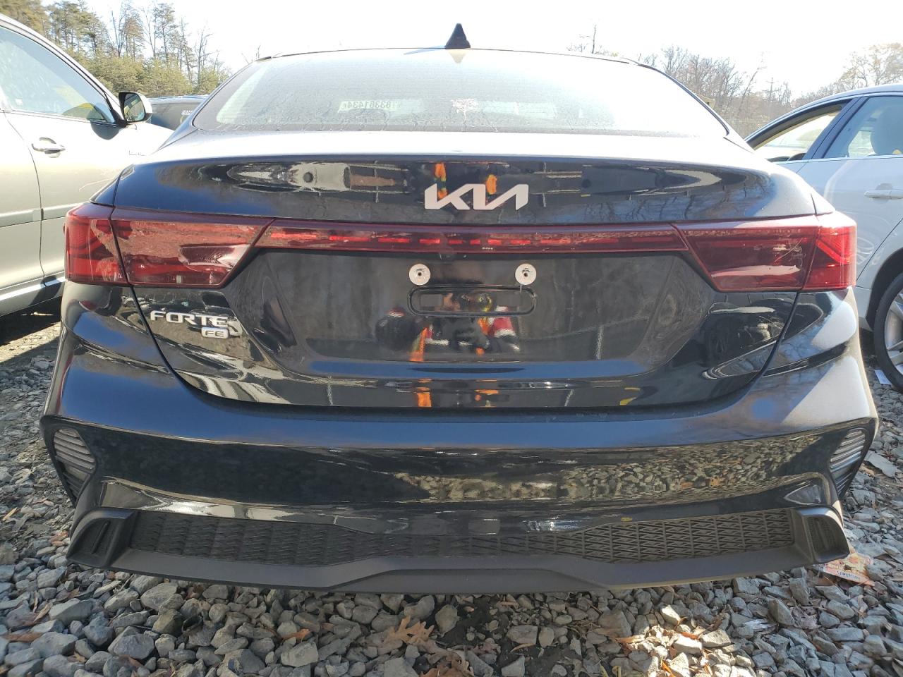 2022 Kia Forte - Image 6