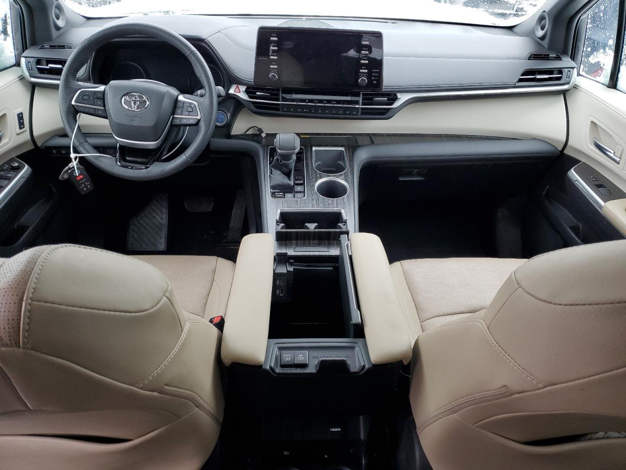 2022 Toyota Sienna - Image 9