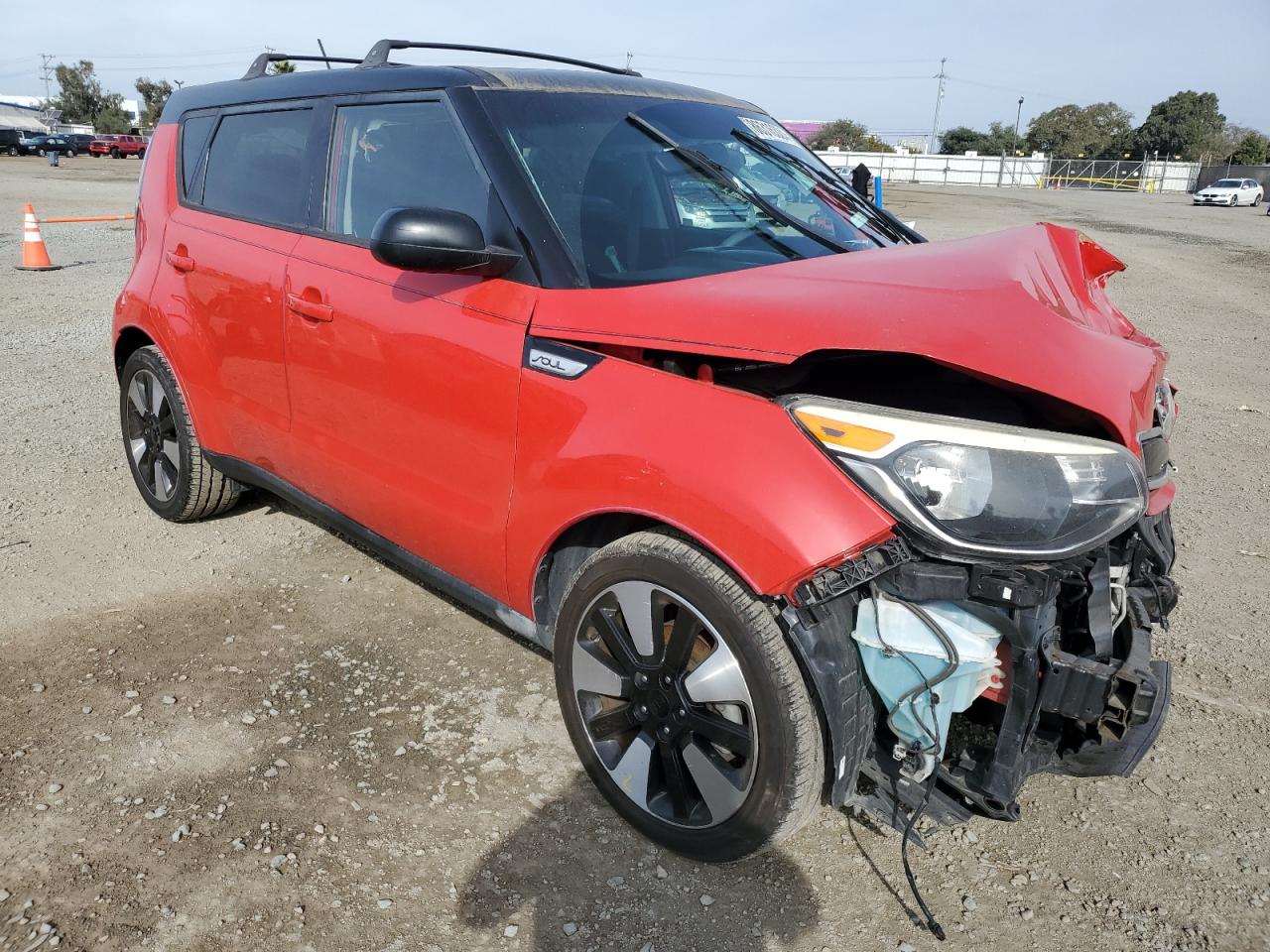 VIN KNDJP3A57G7264037 2016 KIA SOUL no.4