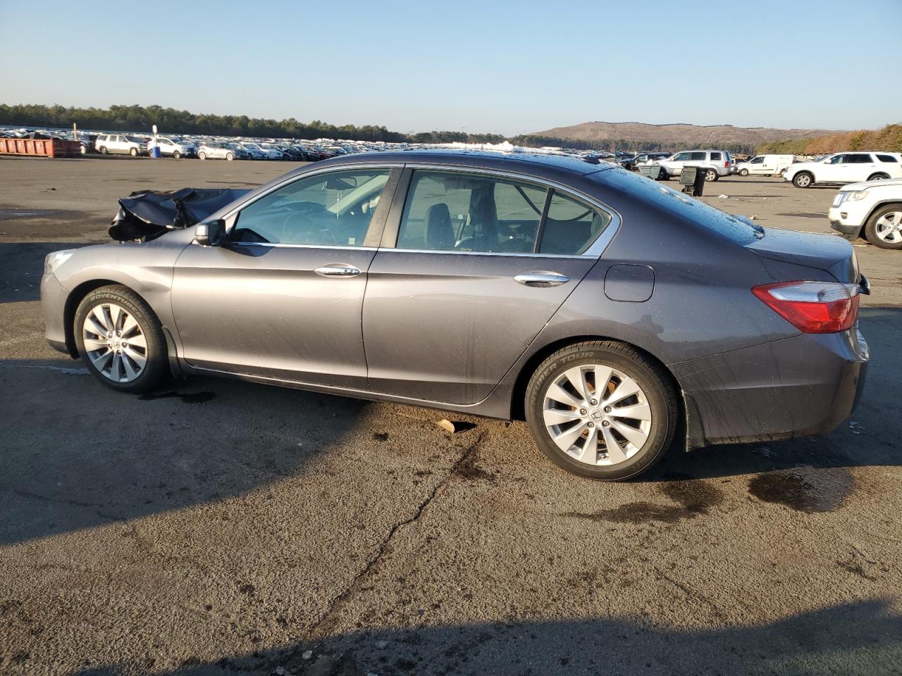 VIN 1HGCR2F83DA178370 2013 HONDA ACCORD no.2