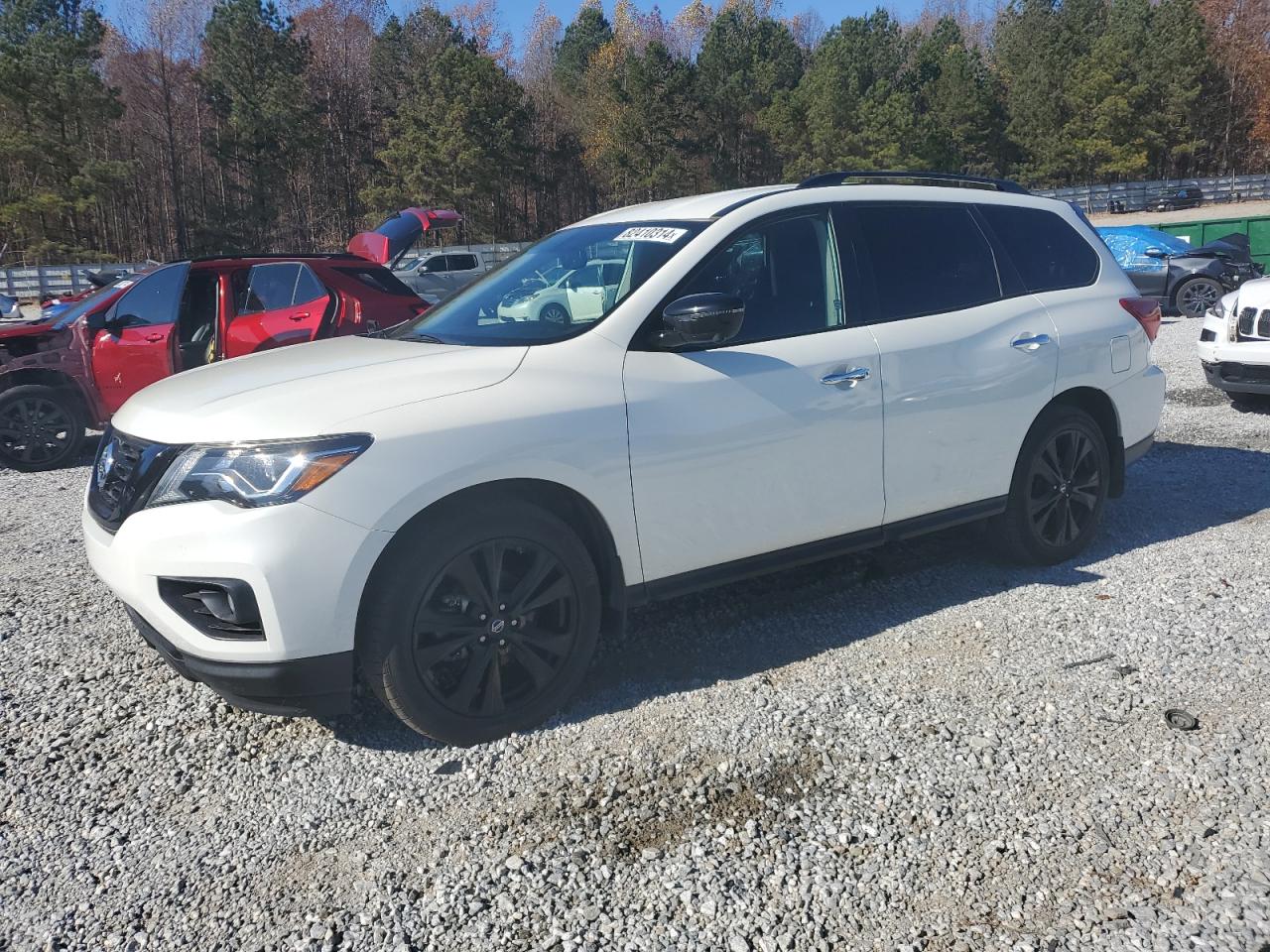 2018 Nissan Pathfinder - Image 1