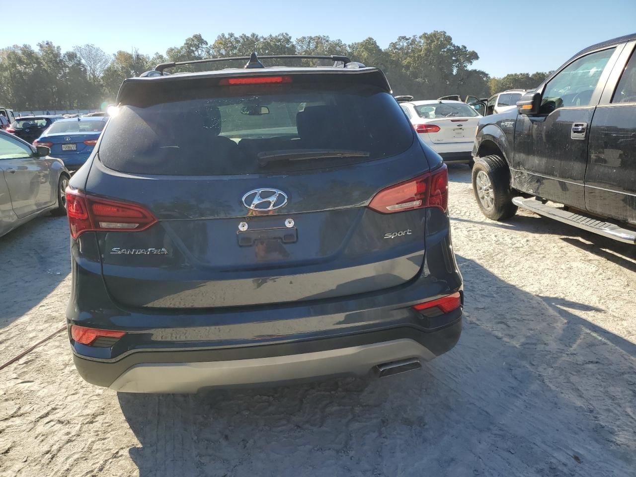 2018 Hyundai Santa Fe - Image 6