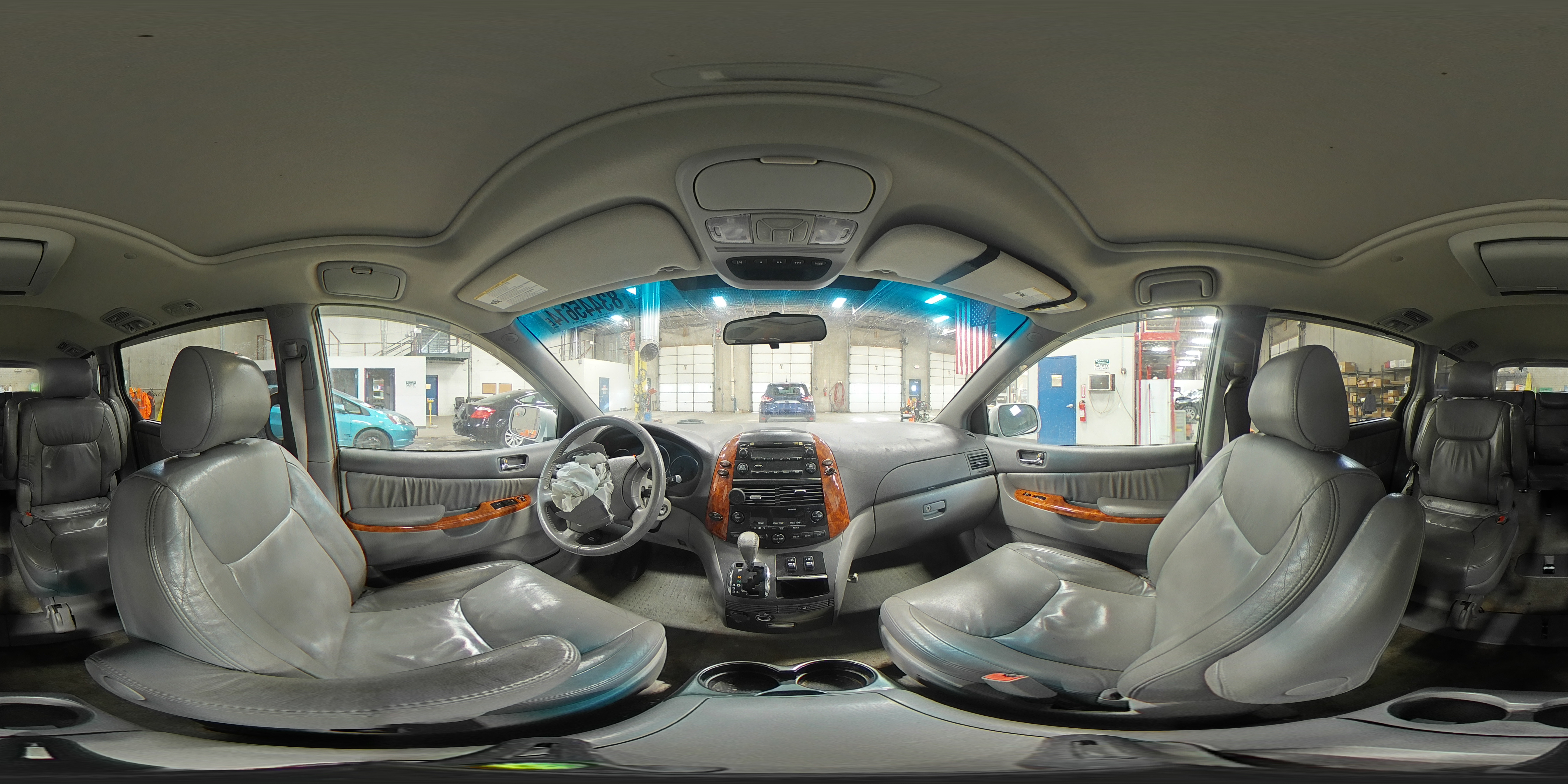 2006 Toyota Sienna - Image 13