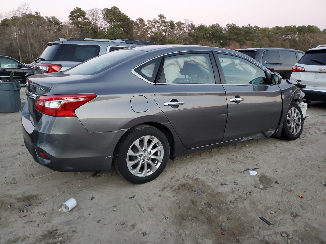 2017 Nissan Sentra - Image 3