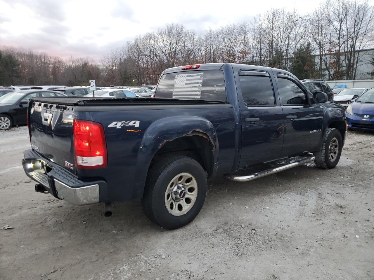 2009 GMC Sierra - Image 3