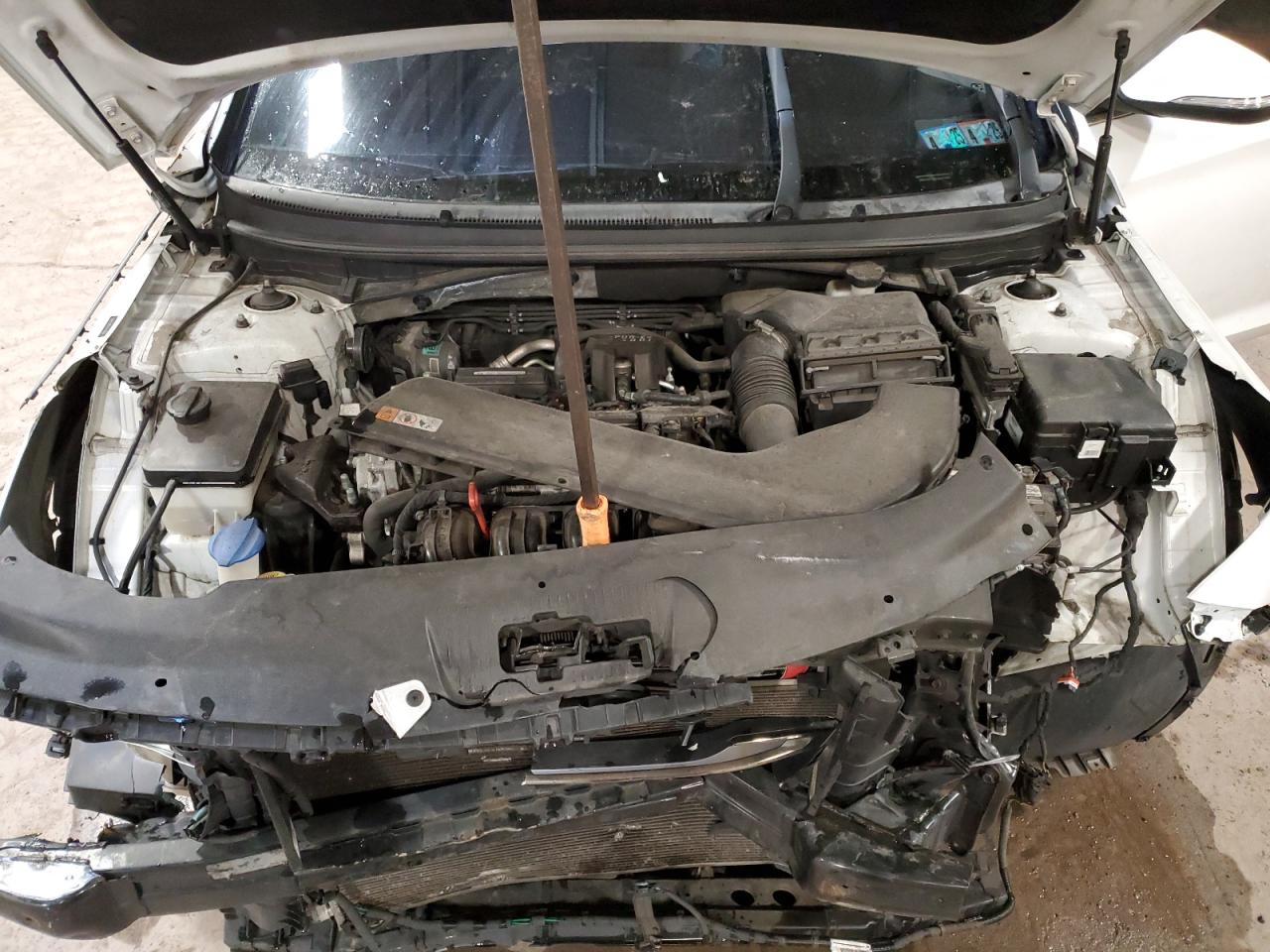 2015 Hyundai Sonata - Image 11