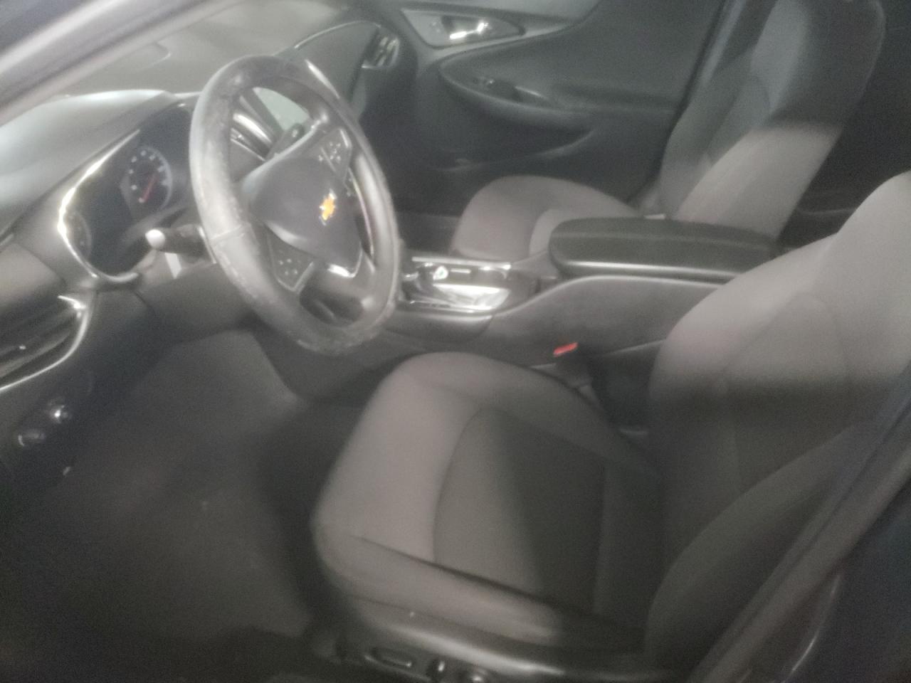 2017 Chevrolet Malibu - Image 7