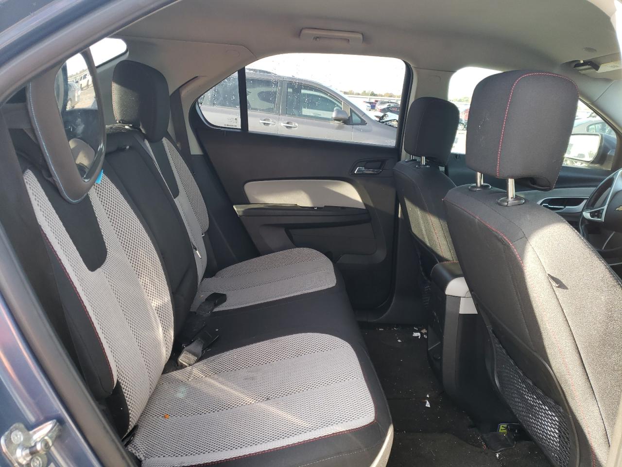 2011 Chevrolet Equinox - Image 11