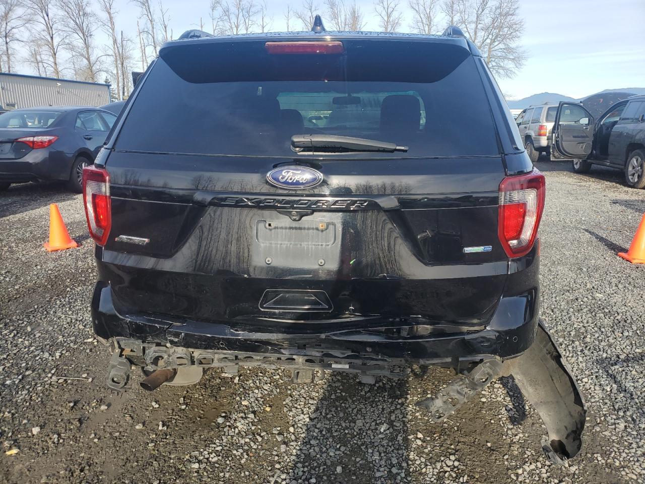 VIN 1FM5K8GT9HGA76779 2017 FORD EXPLORER no.6