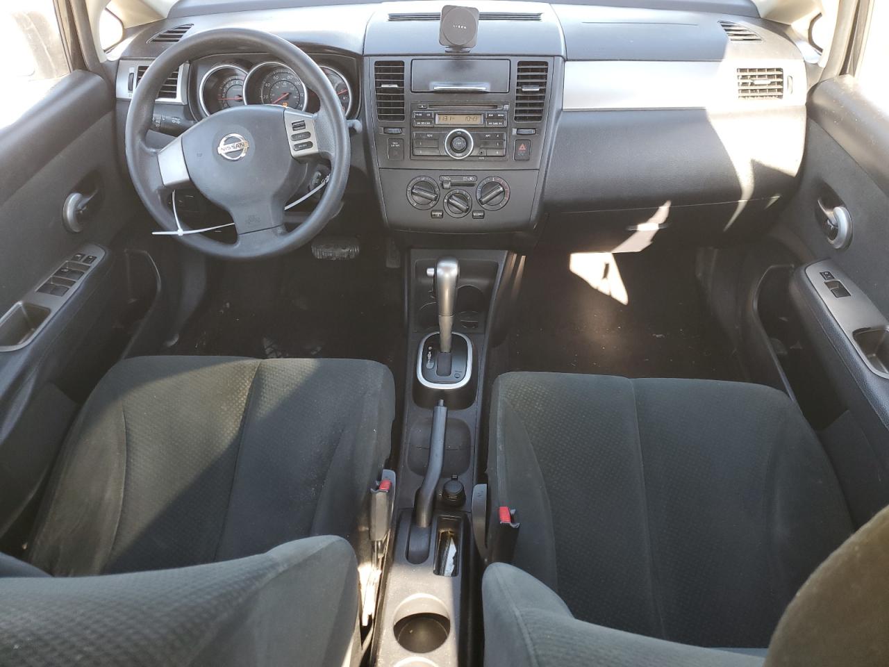 2011 Nissan Versa - Image 8