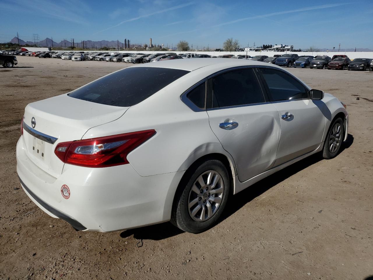 VIN 1N4AL3AP2GC213619 2016 NISSAN ALTIMA no.3