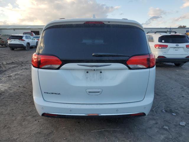  CHRYSLER PACIFICA 2017 Белы