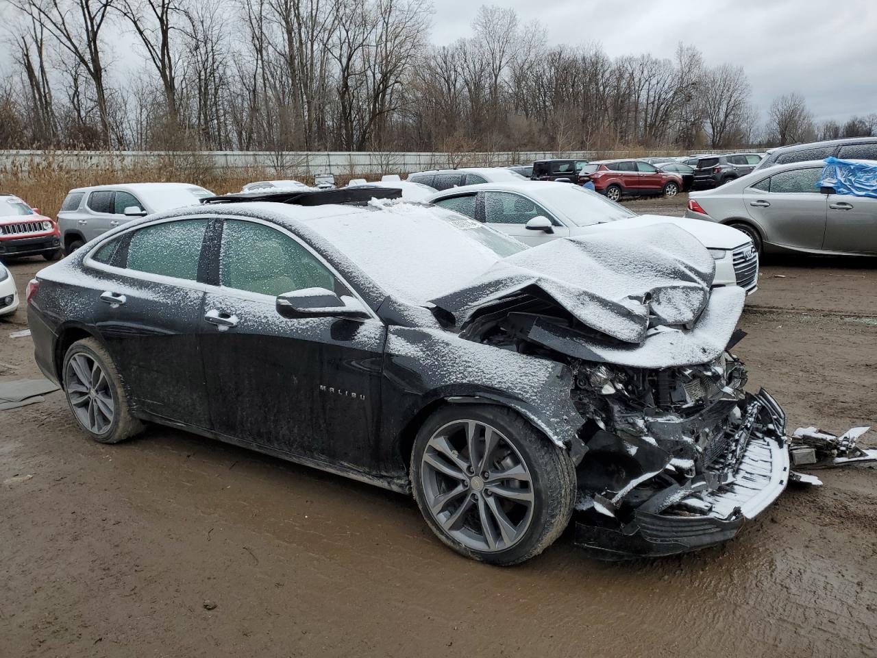 2021 Chevrolet Malibu - Image 4
