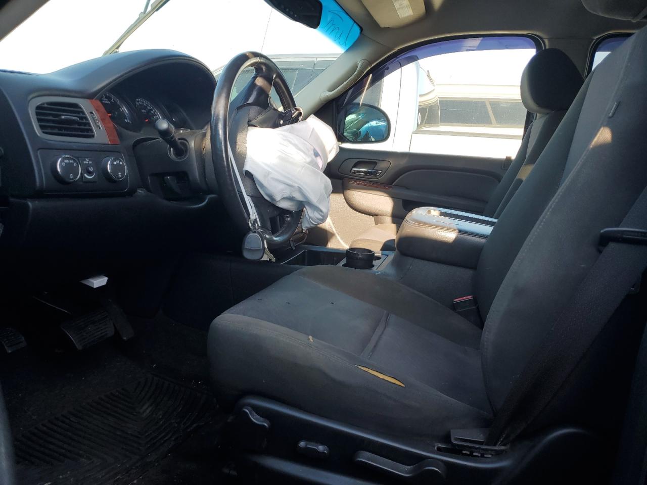 2010 Chevrolet Avalanche Ls VIN: 3GNVKEE04AG229050 Lot: 86075384