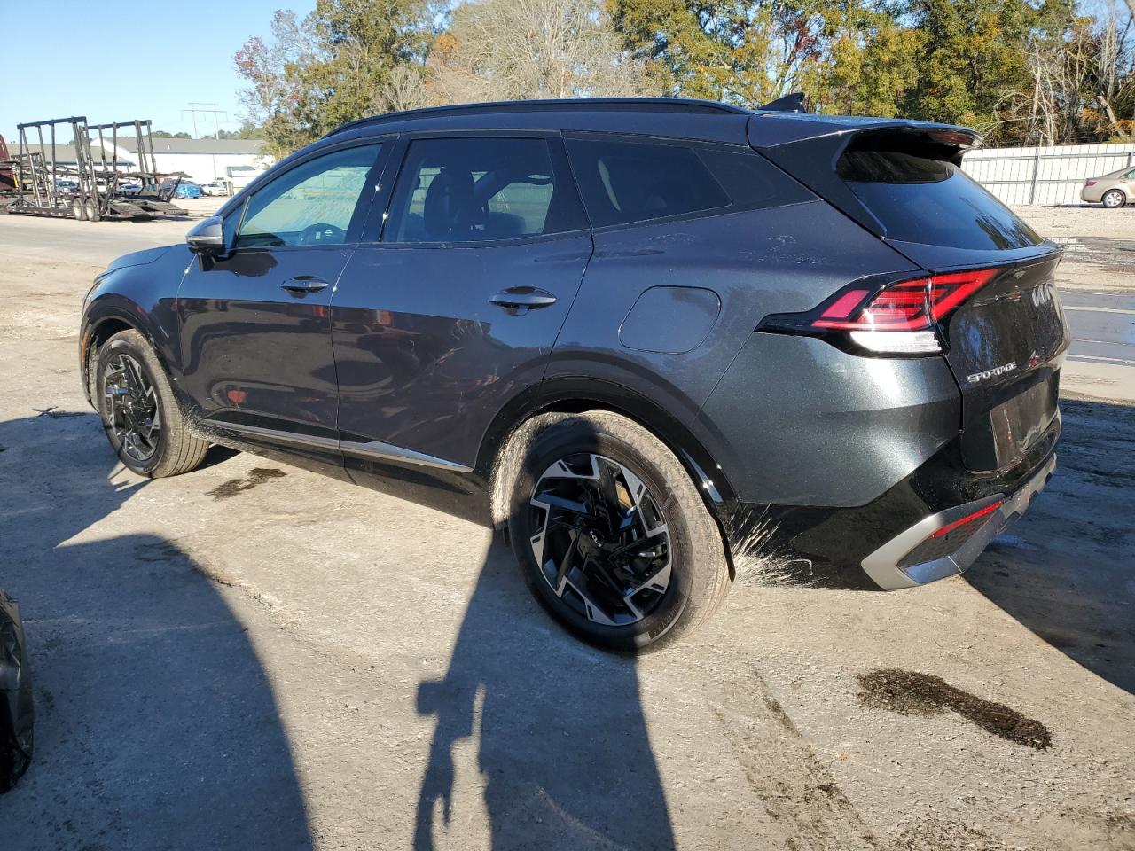 2024 Kia Sportage - Image 2