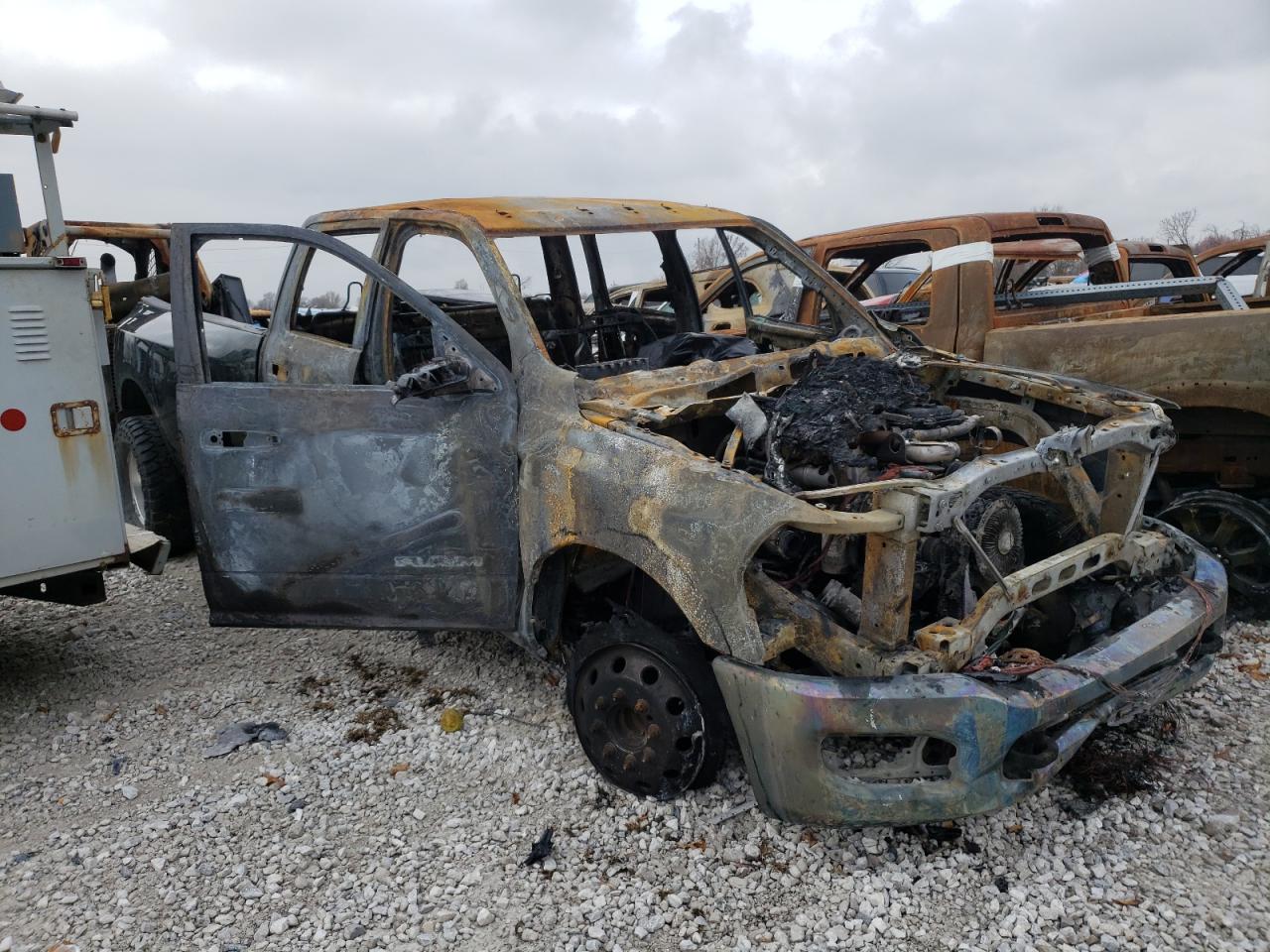 2019 RAM 3500 - Image 4