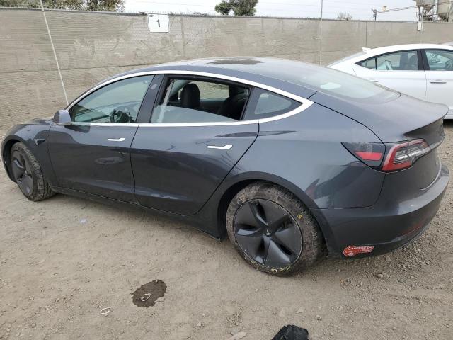  TESLA MODEL 3 2018 Серый