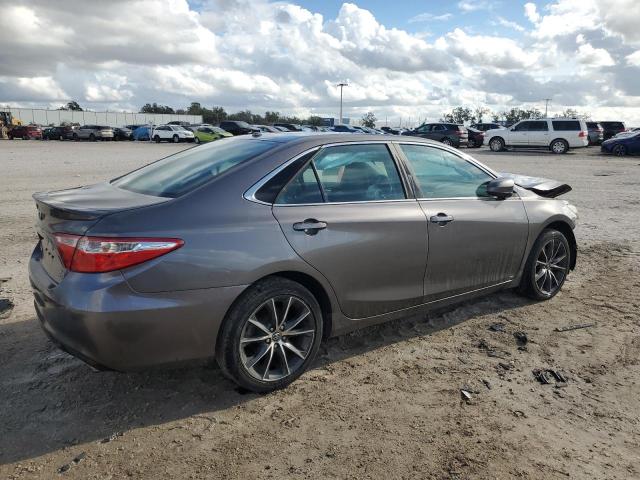  TOYOTA CAMRY 2016 Szary