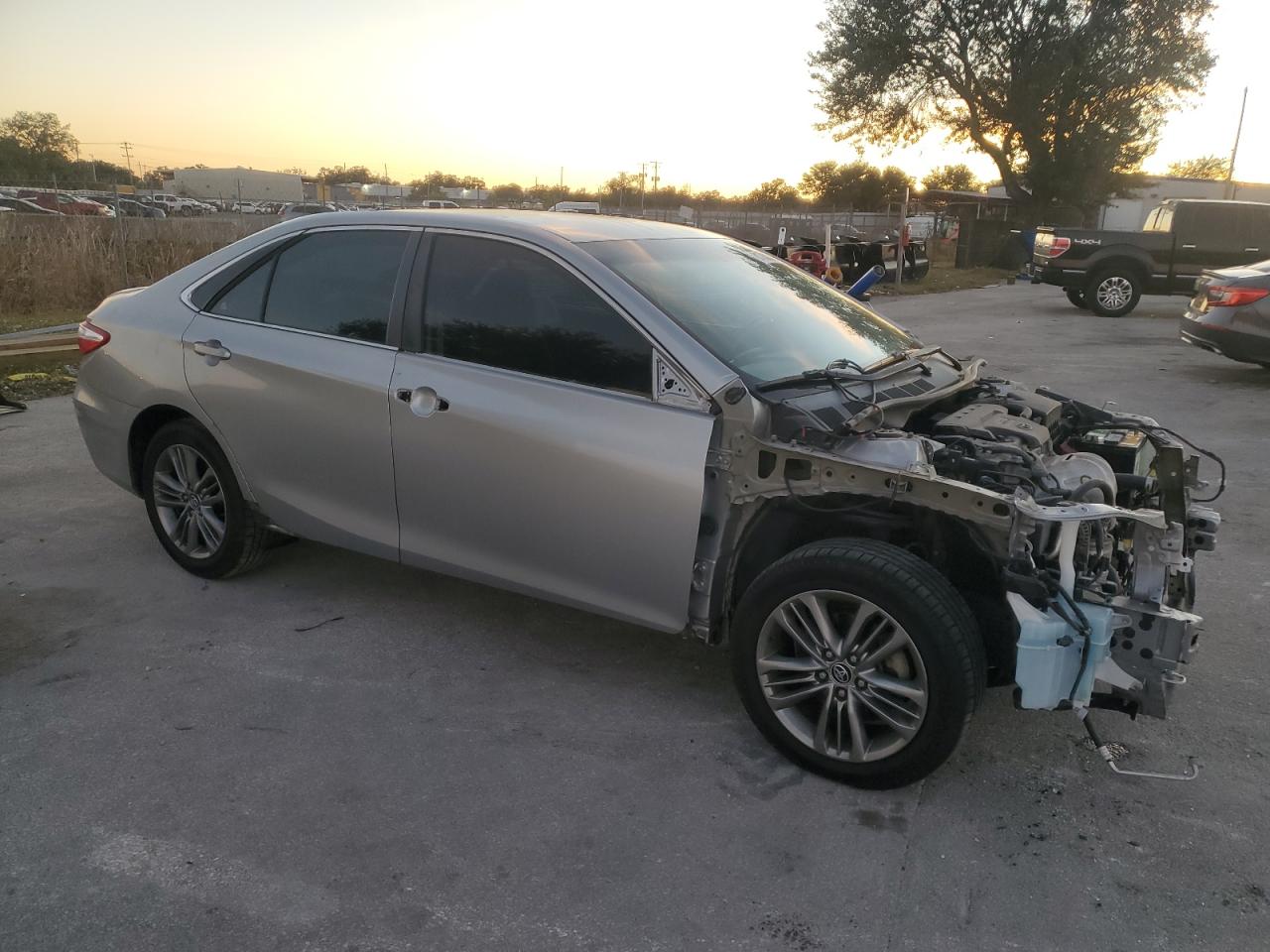 2015 Toyota Camry - Image 4