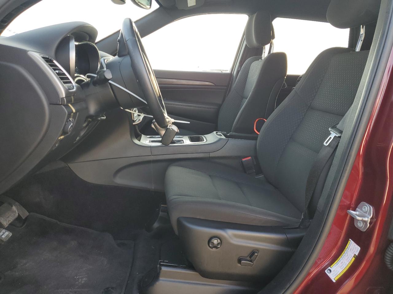 2018 Jeep Grand Cherokee - Image 7