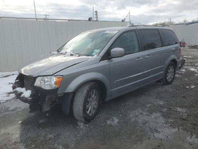 2015 Chrysler Town & Country Touring на продаже в Albany, NY - Front End