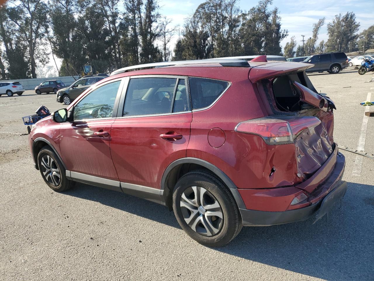 2018 Toyota RAV 4 - Image 2