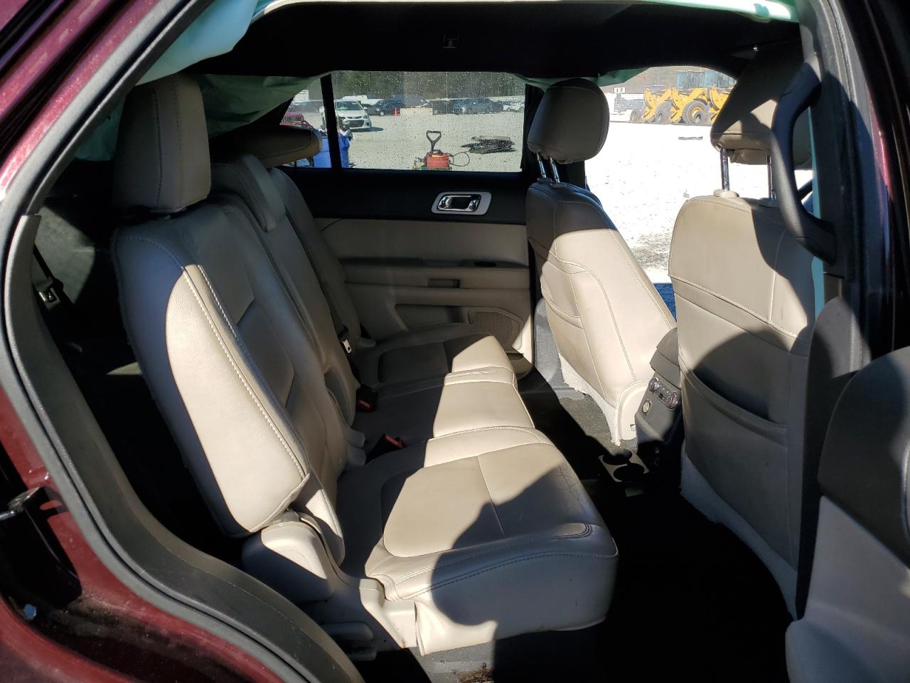 2011 Ford Explorer - Image 11