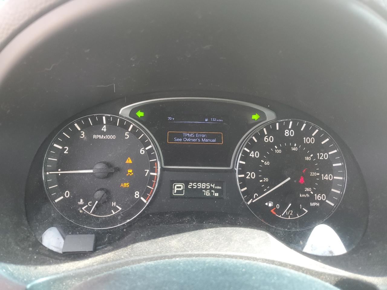 2015 Nissan Altima - Image 9