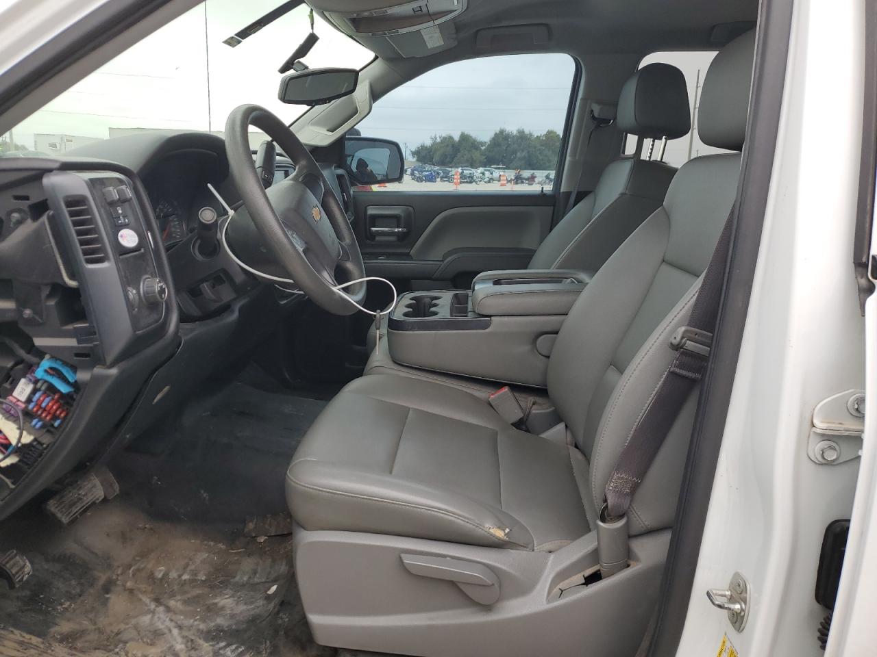 2017 Chevrolet Silverado - Image 7
