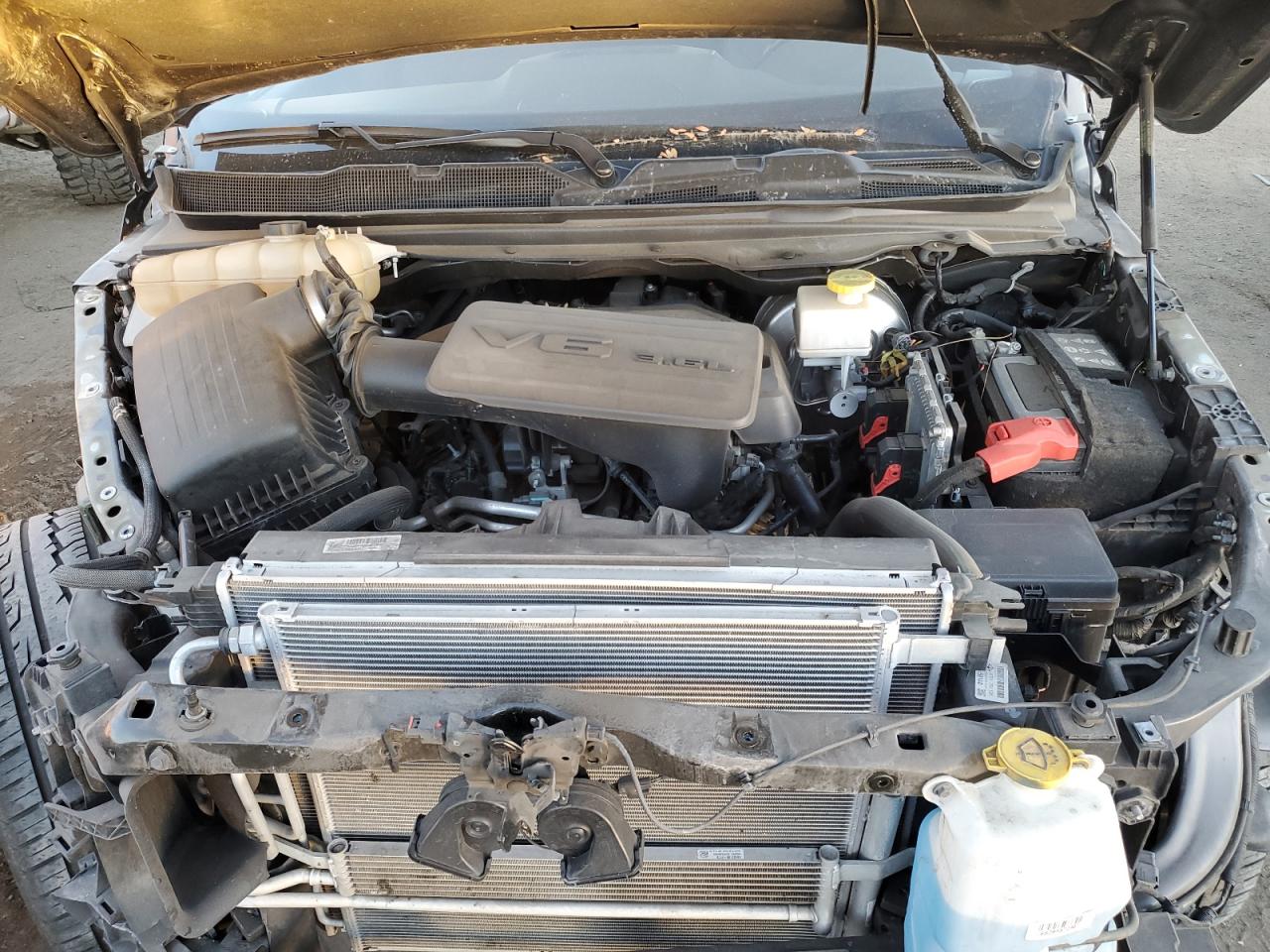 2021 RAM 1500 - Image 11