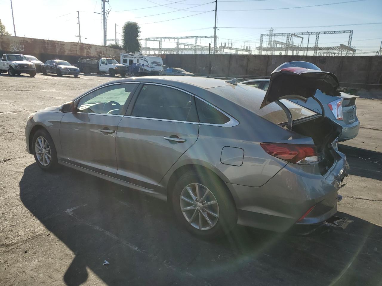 VIN 5NPE24AF1KH730919 2019 HYUNDAI SONATA no.2