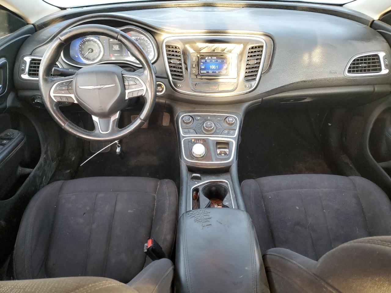 2015 Chrysler 200 - Image 8