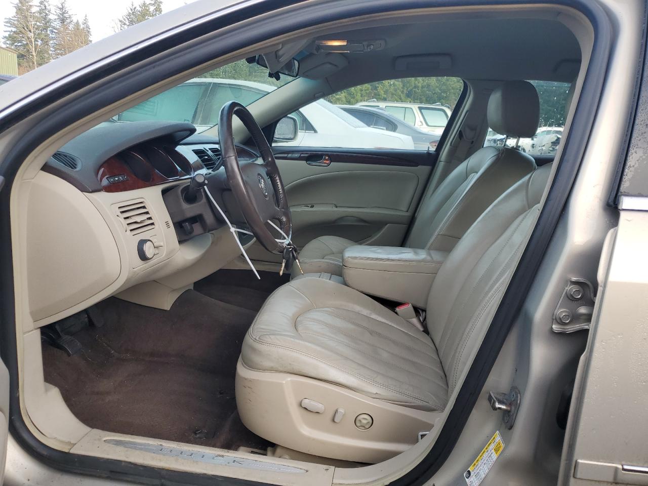 2008 Buick Lucerne - Image 7