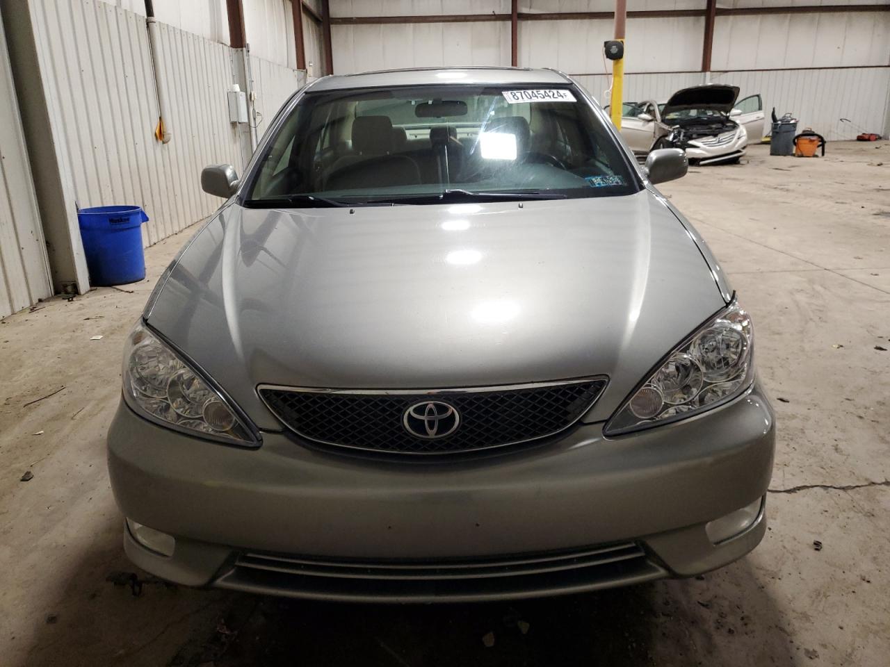 2006 Toyota Camry - Image 5