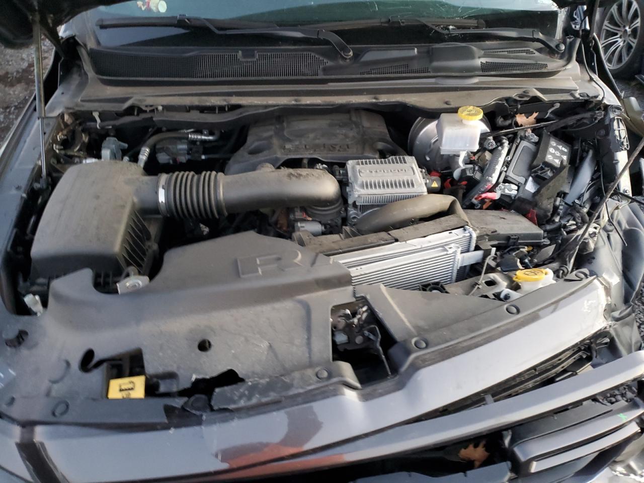 2021 RAM 1500 - Image 11