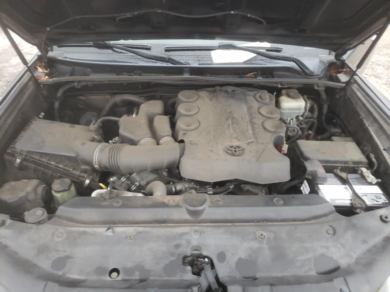 2014 Toyota 4Runner - Image 13
