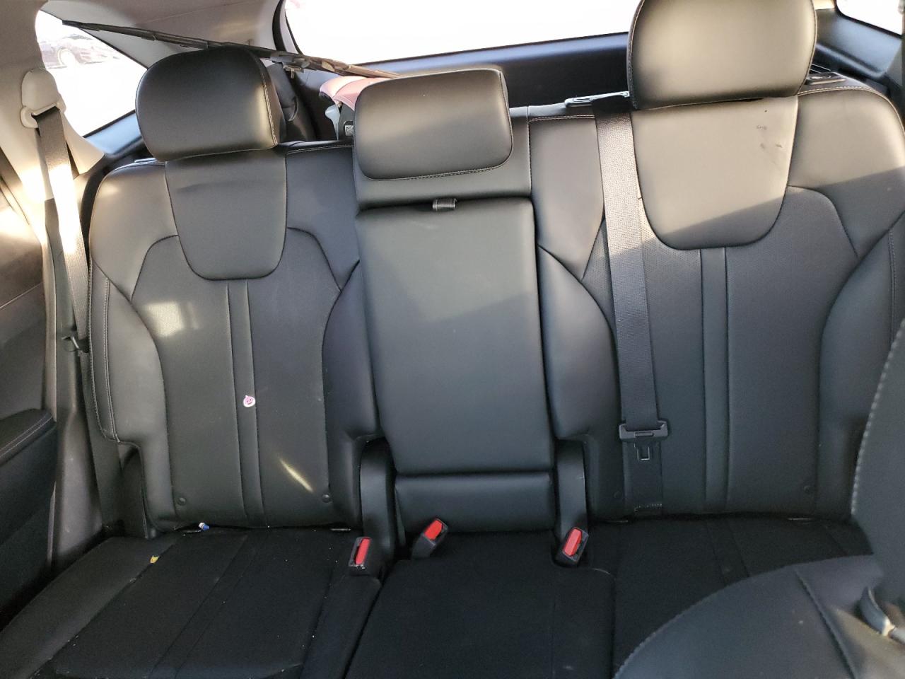 2023 Kia Sorento - Image 10